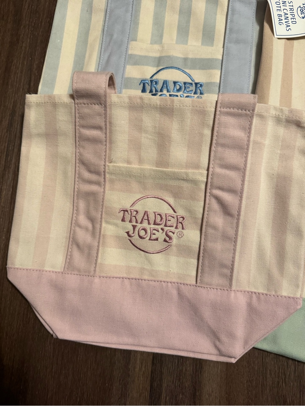 NEW Set of 4 new striped TRADER JOES MINI TOTE BAGS 1 of each color - Picture 4 of 5